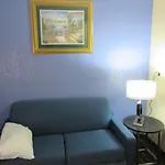 Quality Inn & Suites Near Six Flags East