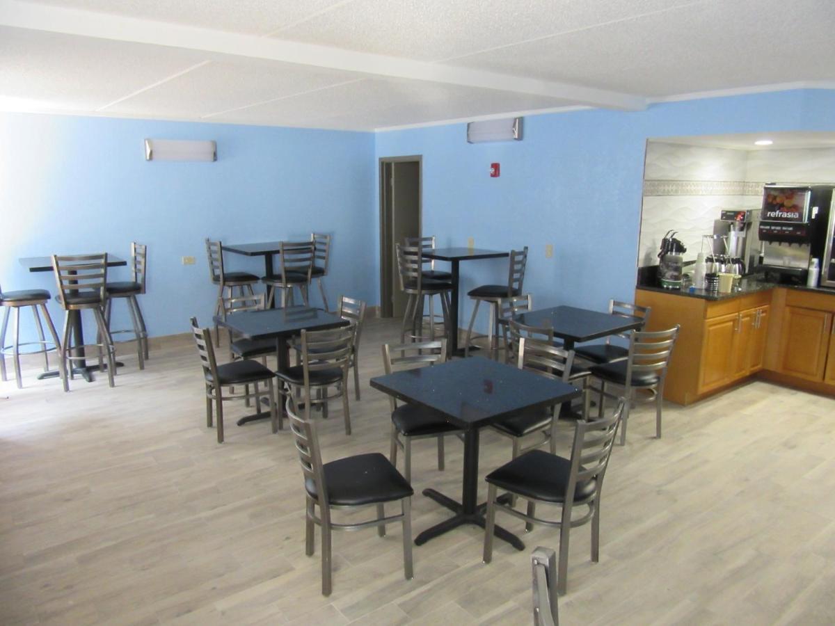 Quality & Near Six Flags East Hotel 2*